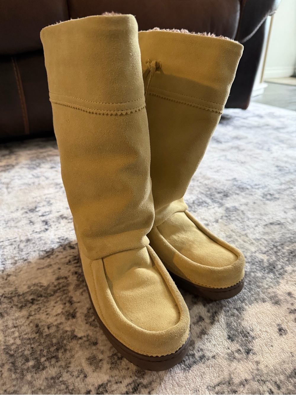Women’s Tall Suede Winter Boots in Tan